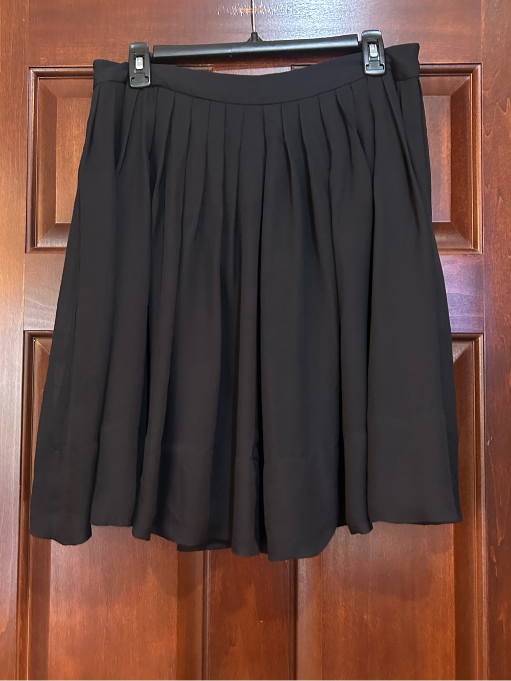 Talbots Petites 10P Black 100% Silk Pleated Full Skirt Classic